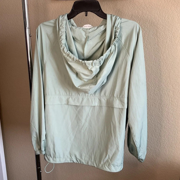 Main Strip Womens Pull Over Rain Jacket Size Small- Light Green - Picture 2 of 6